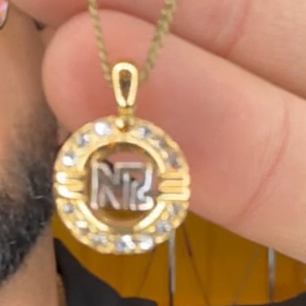 Lowstart NINA RICCI Vintage goldtone necklace